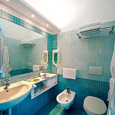 Ulisse Hotel 3*