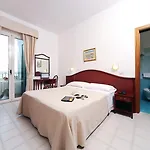 Ulisse Hotel 3*