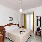 Ulisse 3* Ísquia