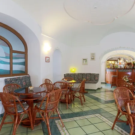 Ulisse Hotel 3*